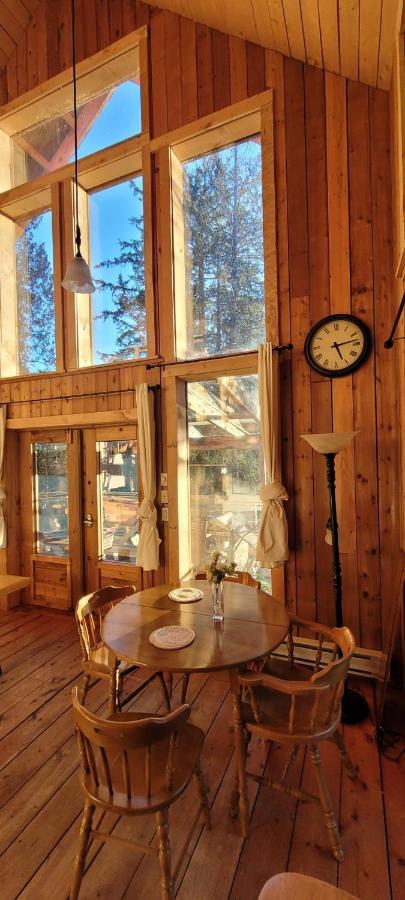Vila Ocean Views & Sunset Beach Cabin With Soaker Tub & Fire Pit Powell River Exteriér fotografie
