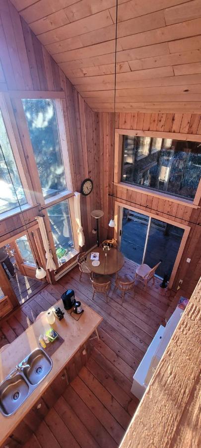 Vila Ocean Views & Sunset Beach Cabin With Soaker Tub & Fire Pit Powell River Exteriér fotografie
