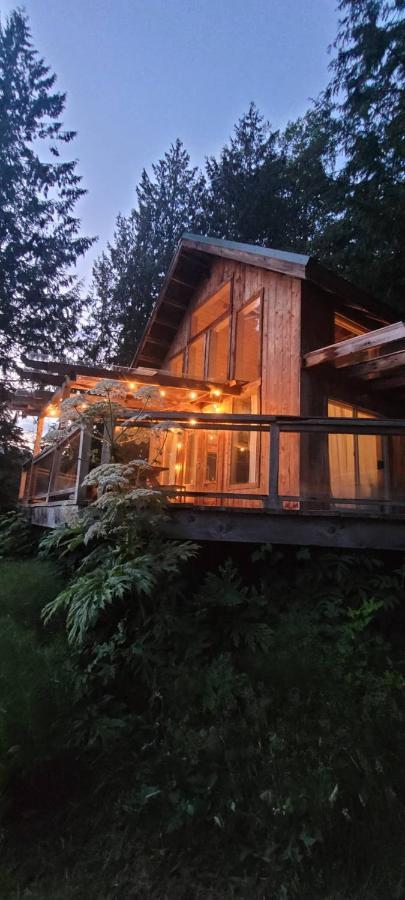 Vila Ocean Views & Sunset Beach Cabin With Soaker Tub & Fire Pit Powell River Exteriér fotografie